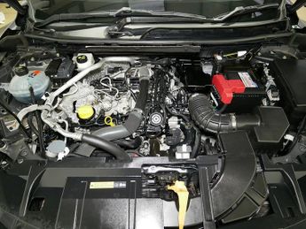 Nissan Qashqai DIG-T MHEV Acenta Premium