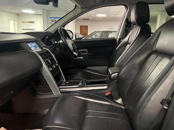 Land Rover Discovery Sport 2.0 TD4 HSE Black SUV 5dr Diesel Auto 4WD Euro 6 (s/s) (180 ps)