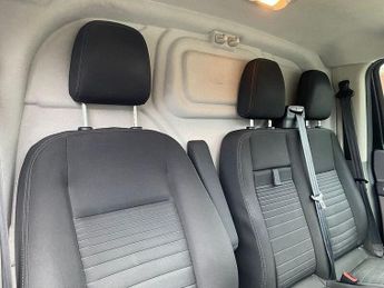 Ford Transit Custom 2.0 300 EcoBlue Limited Panel Van 5dr Diesel Auto L2 H1 Euro 6 (