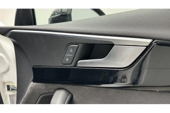 Audi A4 Avant TFSI Black Edition