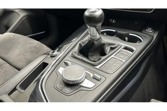 Audi A4 Avant TFSI Black Edition