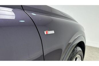 Audi Q4 e-tron 40 S line SUV 5dr Electric Auto 82kWh (204 ps)