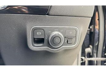 Mercedes-Benz GLA 1.3 GLA200 Sport (Executive) SUV 5dr Petrol 7G-DCT Euro 6 (s/s) 