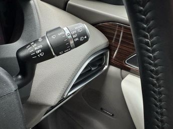 Jaguar F-PACE P250i Portfolio