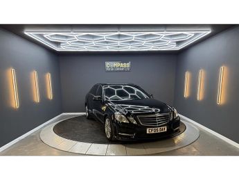 Mercedes E Class 2.1 E250 CDI BlueEfficiency Sport Saloon 4dr Diesel G-Tronic+ Eu