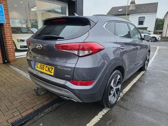 Hyundai TUCSON 2.0 CRDi Premium SE SUV 5dr Diesel Auto 4WD Euro 6 (185 ps)