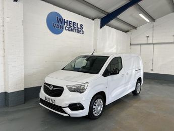 Vauxhall Combo 1.5 Turbo D 2300 Pro Panel Van 6dr Diesel Manual L2 H1 Euro 6 (s