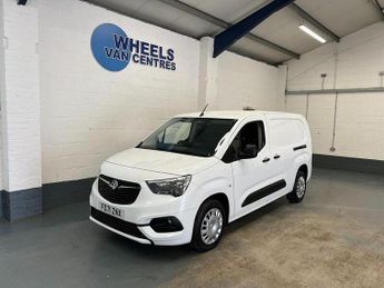 Vauxhall Combo Combo 1.5 Turbo D 2300 Sportive L2 H1 Euro 6 4dr