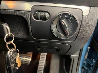 Volkswagen Eos Eos 2.0 TDI Sport Cabriolet DSG Euro 4 2dr