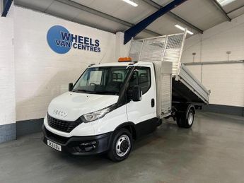 Iveco Daily Daily 2.3D HPI 14V 35C 3450 MWB Euro 6 (s/s) 2dr (DRW)