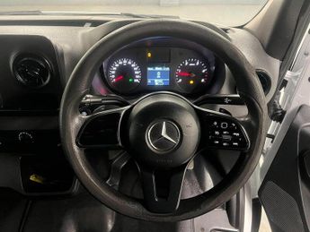Mercedes-Benz Sprinter 2.0 315 CDI Progressive Chassis Cab 2dr Diesel G-Tronic FWD L2 E
