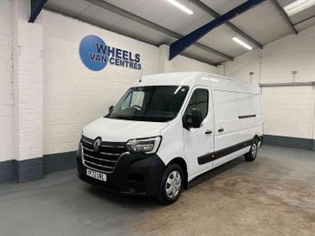 Renault Master 2.3 dCi 35 Business+ FWD LWB Medium Roof Euro 6 4dr