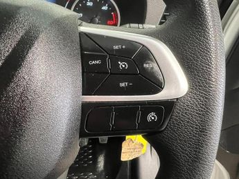 Iveco Daily Daily 2.3D HPI 14V 35S 3520 HiMatic MWB H2 Euro 6 (s/s) 5dr