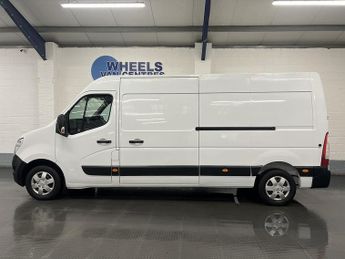 Nissan Interstar Interstar 2.3 dCi 35 Tekna FWD L3 H2 Euro 6 4dr
