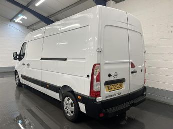 Nissan Interstar Interstar 2.3 dCi 35 Tekna FWD L3 H2 Euro 6 4dr