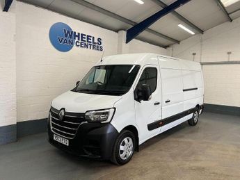 Renault Master 2.3 dCi 35 Business+ FWD LWB Medium Roof Euro 6 4dr