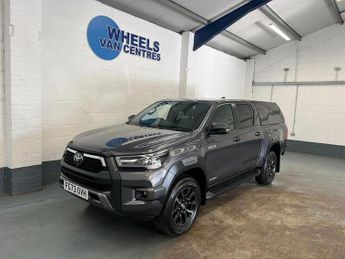Toyota Hi Lux 2.8 D-4D Invincible X Auto 4WD Euro 6 (s/s) 4dr