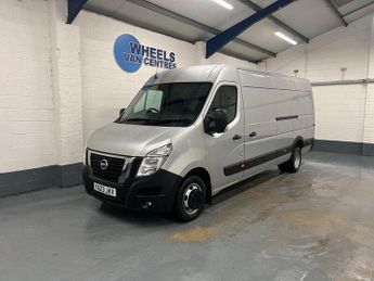 Nissan Interstar Interstar 2.3 dCi 35 Tekna RWD L4 H2 Euro 6 (s/s) 4dr (TW)