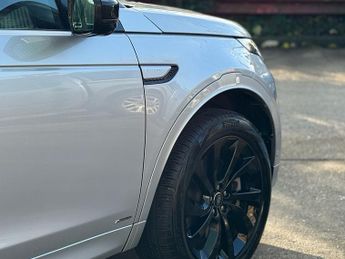 Land Rover Discovery Sport D200 MHEV R-Dynamic HSE