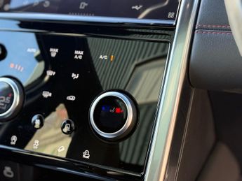 Land Rover Discovery Sport D200 MHEV R-Dynamic HSE