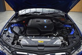 BMW 3 Series 2.0 330e 12kWh M Sport Saloon 4dr Petrol Plug-in Hybrid Auto Eur