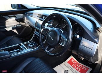 Jaguar XF i Portfolio
