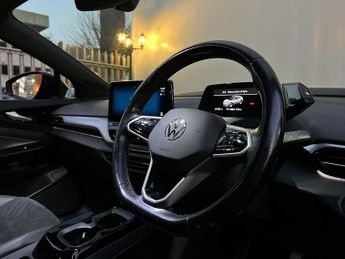 Volkswagen ID.4 Pure 52kWh Life SUV 5dr Electric Auto (148 ps)