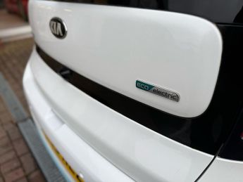 Kia Soul 30kWh EV SUV 5dr Electric Auto (109 bhp)