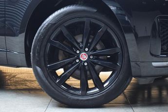 Jaguar F-PACE 2.0 P250i Chequered Flag SUV 5dr Petrol Auto AWD Euro 6 (s/s) (2