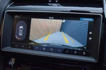 Jaguar F-PACE 2.0 P250i Chequered Flag SUV 5dr Petrol Auto AWD Euro 6 (s/s) (2