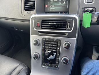 Volvo V60 T3 Se