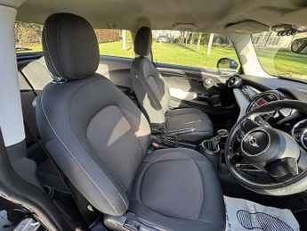 Mini Hatch Cooper