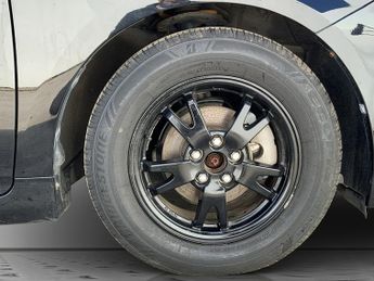 Toyota Prius S TouringSelection