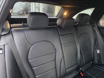 Mercedes-Benz C Class 2.1 C250d AMG Line (Premium) Estate 5dr Diesel 7G-Tronic+ Euro 6