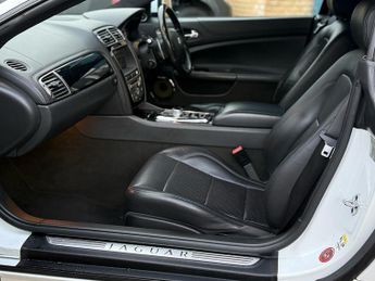Jaguar XKR V8