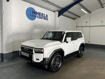 Toyota Land Cruiser 2.8D Panel Van 5dr Diesel Auto 4WD LWB Euro 6 (s/s) (204 ps)