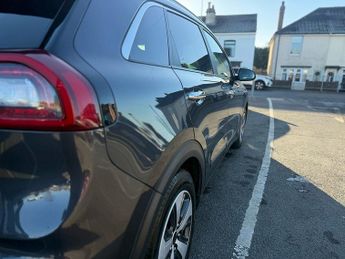 Kia Niro 1.6h GDi 2 SUV 5dr Petrol Hybrid DCT Euro 6 (s/s) (139 bhp)