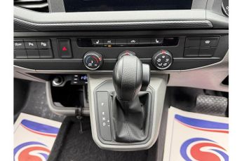 Volkswagen Transporter 2.0 BiTDI T32 Highline Panel Van 5dr Diesel DSG 4Motion SWB Euro