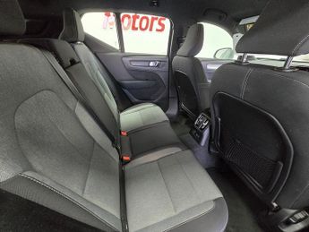 Volvo XC40 h T4 Inscription Expression