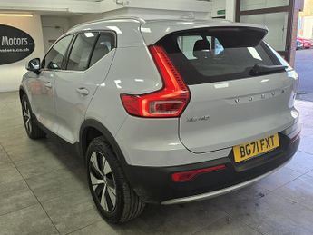 Volvo XC40 h T4 Inscription Expression
