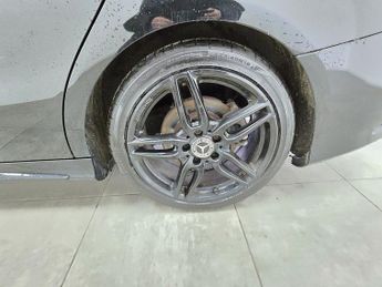 Mercedes-Benz CLA CLA220d AMG Line