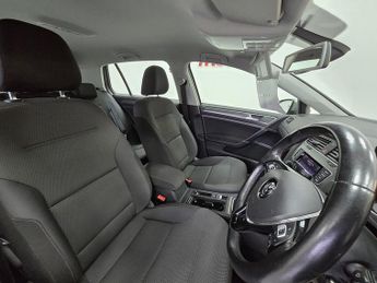Volkswagen Golf TSI BlueMotion Tech SE