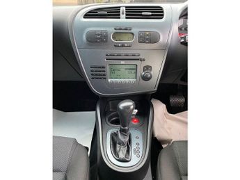 SEAT Leon 2.0 TFSI FR Hatchback 5dr Petrol DSG Euro 4 (200 ps)