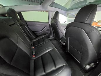 Tesla Model 3 Long Range