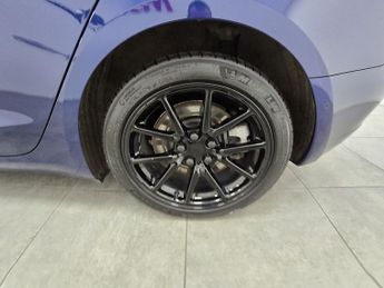 Tesla Model 3 Long Range