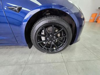 Tesla Model 3 Long Range
