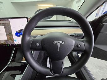 Tesla Model 3 Long Range