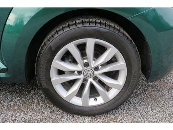 Volkswagen Beetle Design Tsi Dsg