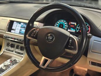 Jaguar XF d Luxury