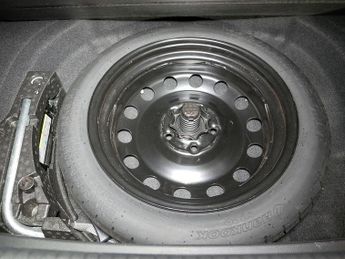 Volkswagen Golf TSI SE Nav